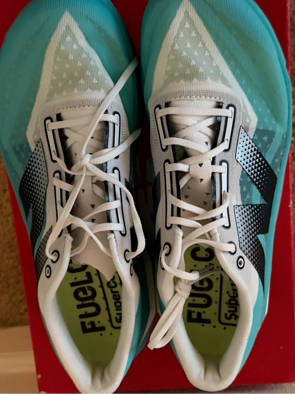 Women’s New Balance FuelCell SuperComp Elite v4; Aqua/ White, Size 10M - Picture 7 of 8